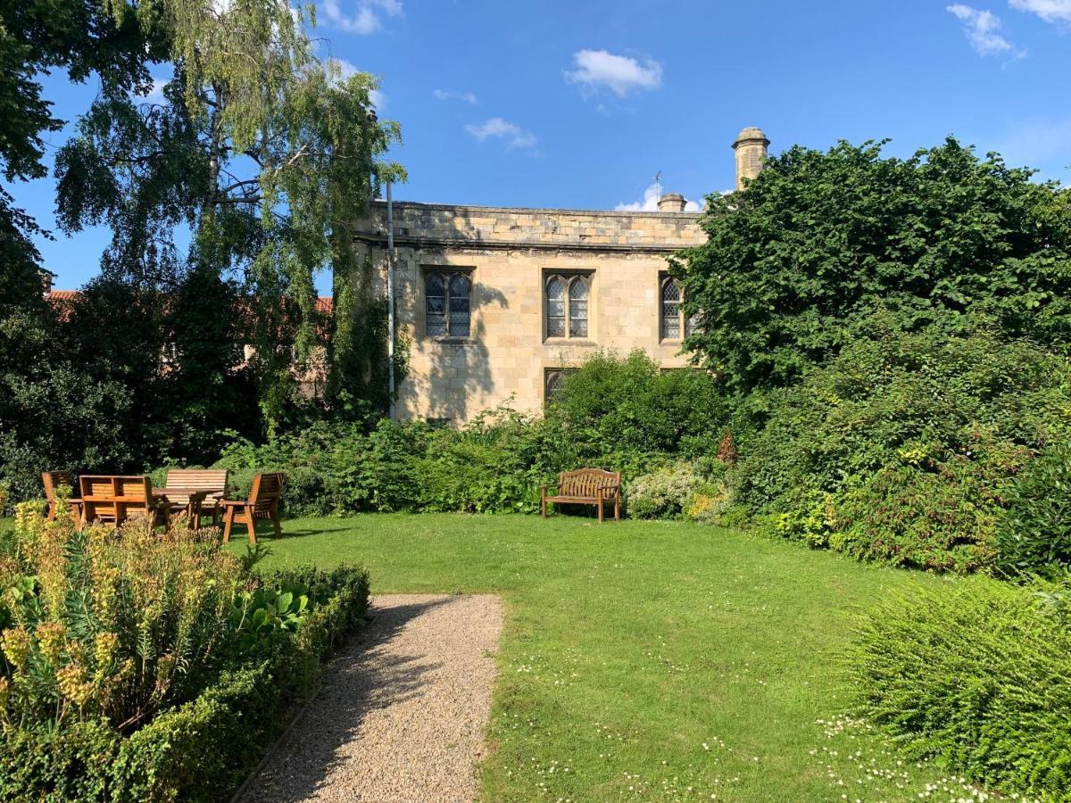 Minster View Apartment At Talbot Court, York Esterno foto
